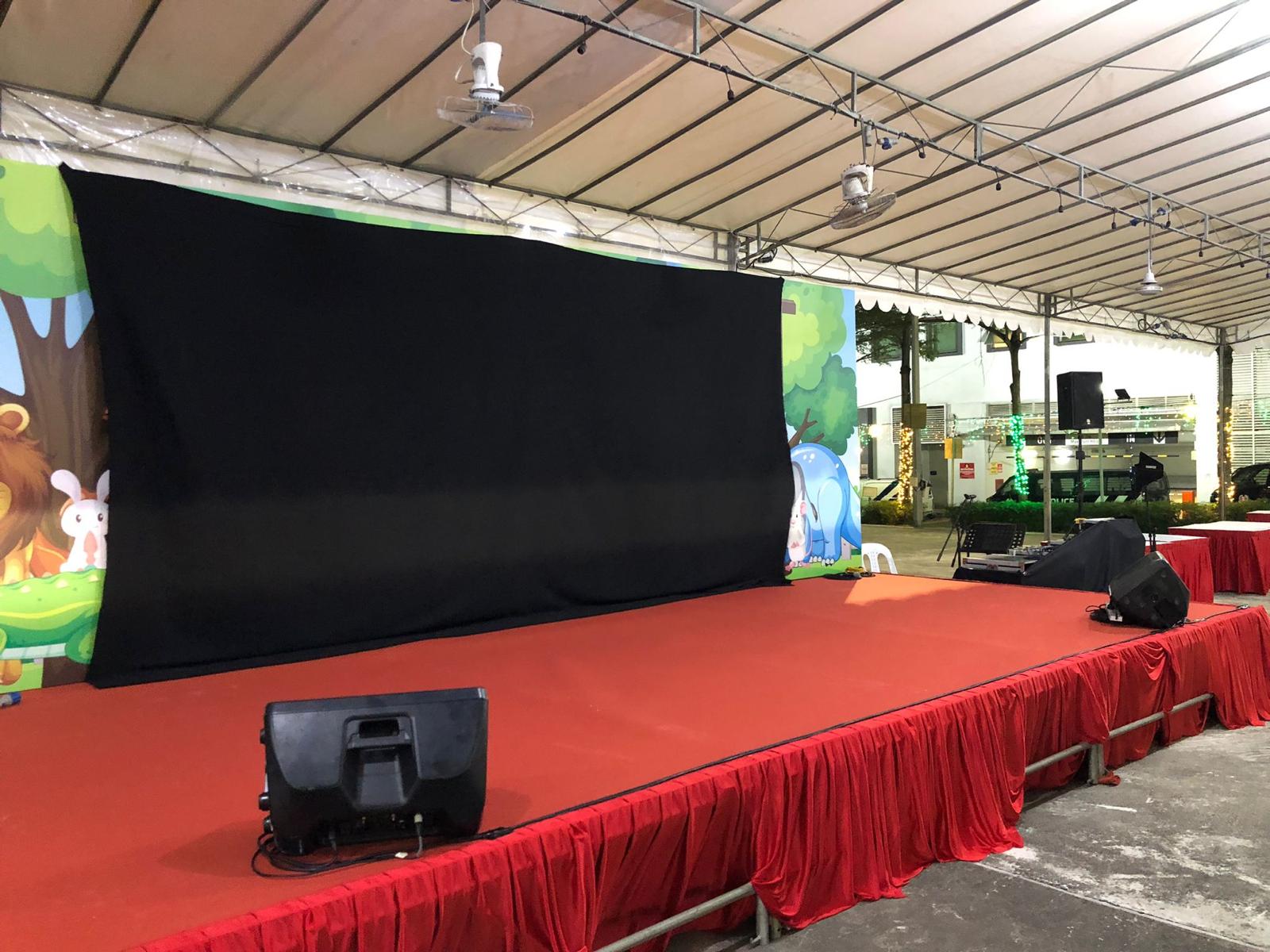 Stage monitor rental for live band